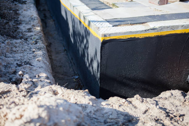 Professional Foundation Crack Repair technician working in Economy, IN